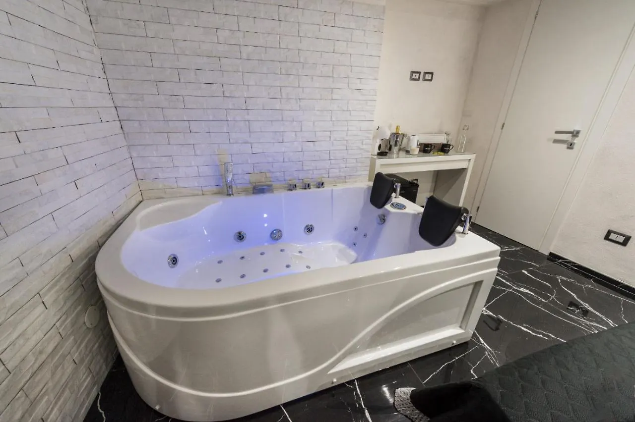 Liefdeshotel Suite Vico Li Cuti Catánia Italië